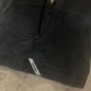 Black Freddy leggings